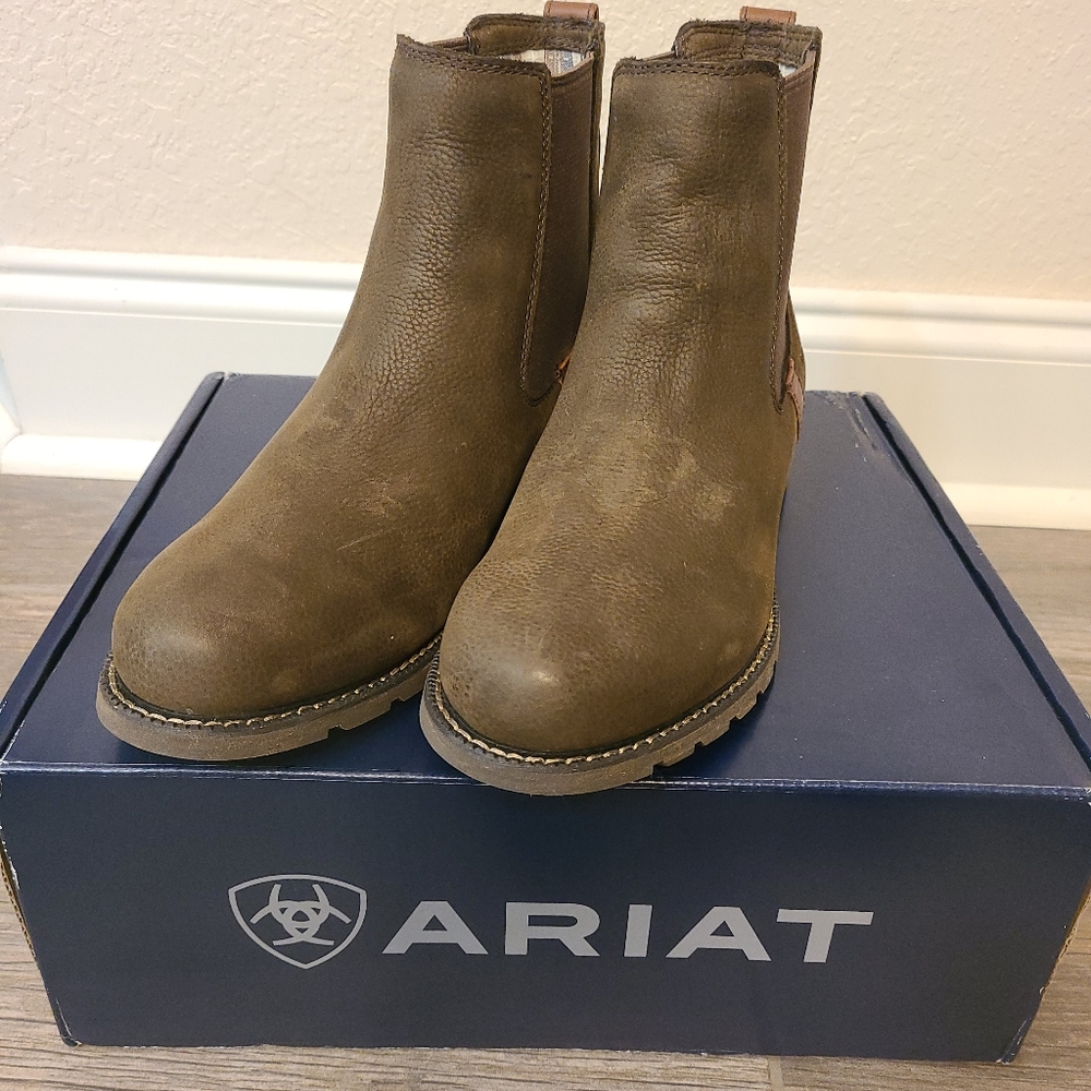 Ariat wexford H2O boots Jave size 9 B